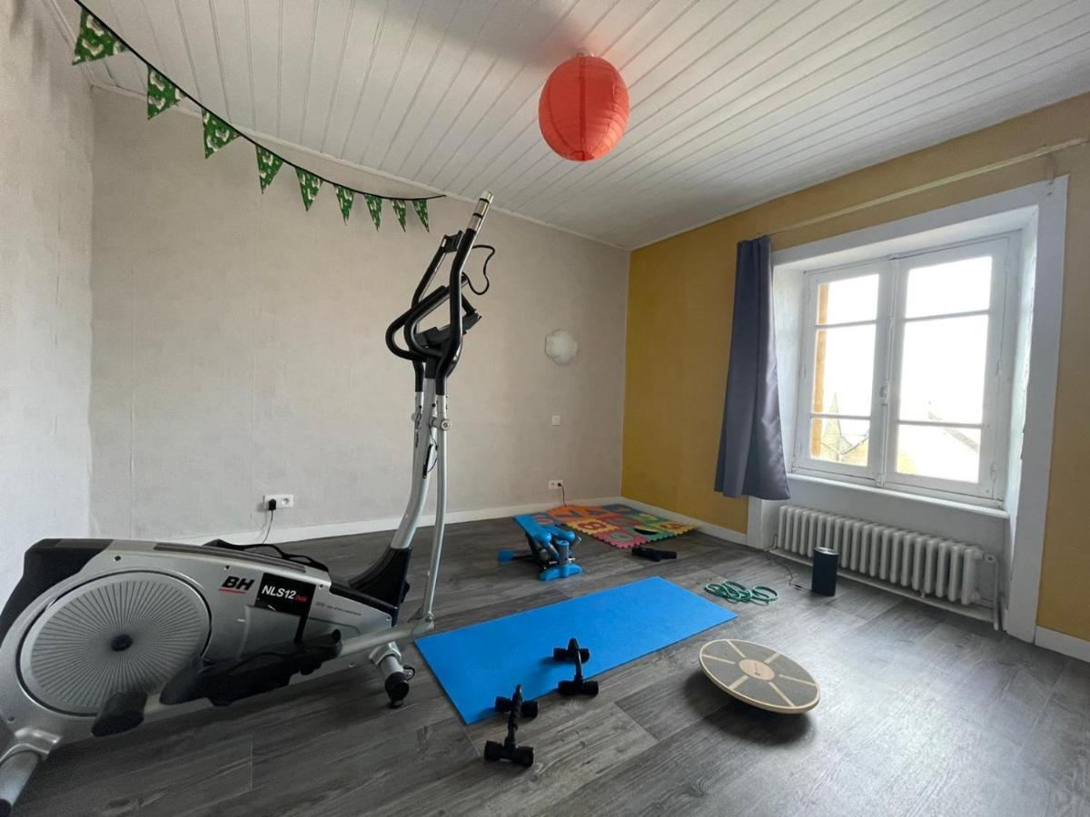 Maison spacieuse authentique proche St Malo Rennes, bienvenue à la Casa Cozumel Pleugueneuc Exterior foto